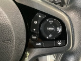 【アダプティブ・クルーズ・コントロール】予め設定した車速内でクルマが自動的に加減速。 前走車との適切な車間距離を維持しながら追従走行し、高速道路でのドライバーの疲労を軽減してくれる嬉しい機能付♪