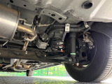 お車を安心してお乗りいただく為には、足回りの定期点検が欠かせません。サービスサポート(有償保証)では無料点検もご提供しており、安心のカーライフをお過ごしいただけるサポート体制が整っています。