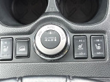 【前席+後席シートヒーター】寒い日に重宝するシートヒーターを後席にも装備!エアコンより早く温まってくれるので寒がりの人も安心ですね♪エアコンの温風は乾燥するから苦手、という方にもをおすすめです。