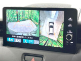 【マルチビューカメラシステム】専用のカメラにより、上から見下ろしたような視点で360度クルマの周囲を確認することができます☆死角部分も確認しやすく、狭い場所での切り返しや駐車もスムーズに行えます。