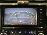 バックガイドモニターで、後方を確認しながら安心して駐車することができます。運転初心者も熟練者も必須の機能ですよ!