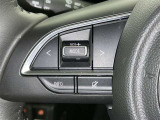 ステアリングスイッチ装備!運転しながら手元でオーディオの操作などができます。