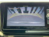 バックカメラ付きで後方の確認も安心です!スムーズな駐車・車庫入れをサポートいたします!