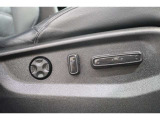 高級車の代名詞!電動シートが装備されています!