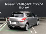 トランスミッションはパドルシフト付7速マニュアルモードCVT。足まわりはスポーティーな走行に特化した減衰特性のショックアブソーバー。