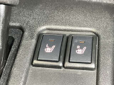 運転席・助手席シートヒータースイッチ