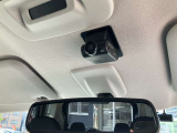 日産純正ドライブレコーダーが付いております!運転中の録画を行ってくれますので、万が一のときに役に立ってくれますよ!
