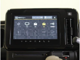 お出かけの強い味方☆フルセグナビ搭載! AV機能:AM/FMラジオ・TV・CD・DVD・Bluetooth・USB