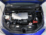 車にとって、とても大切な部分のエンジンルーム。綺麗に清掃済みで安心です。