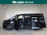 両側パワースライドドア付きだから、狭い駐車スペースなどでの 乗り降りラクラク!小さなお子さまのいるご家庭には嬉しい装備。