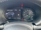 視認性の高いメーターで運転情報を的確に把握できます!