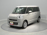 【左斜め前】助手席側への幅寄せもしやすいサイズ感です。初めてのお車や運転に不慣れな方にもおすすめです。