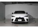 レクサスの厳しい基準とは、まず修復歴の車はございません。初年度7年未満、10万キロ未満など90項目にも及ぶチェックを行い、その基準をクリアした上質なお車だけを展示しております。