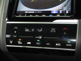 操作部に静電式タッチパネルを採用したフルオート・エアコンディショナー。Honda インターナビ同様、スマートフォン感覚の直感操作を実現しています。