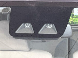 【スマートアシスト】走行中に前方の車両等を認識し、衝突しそうな時は警報とブレーキで衝突回避と被害軽減をアシスト。より安全にドライブをお楽しみいただけます。