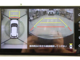 フロントカメラも搭載しています。フロントモニターがあると、小さな子供がしゃがんでいたりしていても発見しやすいですし、前方駐車や車の停止線の確認のサポートにもなります。
