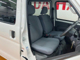 運転席広々