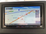メモリーナビ装備、最近の主流がHDDからメモリーナビになってきてます。フラッシュメモリーは、処理や検索スピードでHDDを上回ります。耐久性も増しますので、故障の心配も少ないです。