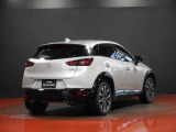【CX-3】気品ある美しさと先鋭さ」をテーマに、上質さや洗練さを表現したデザインです。