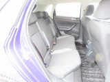 ISOFIX(イソフィックス)基準適合チャイルドシート固定装置!!安心楽々で対応チャイルドシートが取付できます。