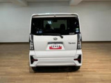 納車前に弊社で点検整備(車検整備)と消耗品部品のエンジンオイル、オイルフィルター、ワイパーゴム、バッテリーを交換いたします。その他の消耗品部品は当社ディーラー整備士の判断により交換いたします!