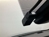 万が一のトラブルのときにも役に立つドライブレコーダーを装備しています。側面衝突や幅寄せ・割り込み対策に!