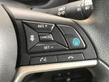 注目の【プロパイロット】付き!前を走行している車との車間距離を把握して、減速や停車をしたり前進したりを自動で促してくれます!高速道路などではハンドルも自動で支援!
