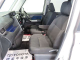 見通しのよいすっきりとした視界で、誰でも運転しやすいです。運転のしやすさは疲れにくさにも繋がりますよ♪