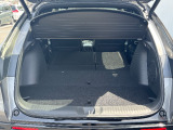 シートを倒せば大きな荷物も積み込み可能です!!