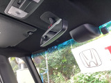 Hondaセンシング搭載!ミリ波レーダーと単眼カメラで、クルマの前方の状況を認識。ブレーキやステアリングの制御技術と協調し、安心・快適な運転や事故回避を支援する先進のシステムです!