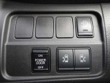 両側オートスライドドア装備!運転席やドアのスイッチ、リモコンキーでも開閉操作できるので便利ですよ!