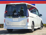 セレナ 1.4 e-POWER ハイウェイスターV 