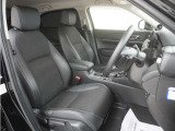 運転席のスペースはゆったりしていて、視界も広く確保されているので普段の運転からロングドライブまで快適です。