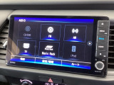 ナビ機能だけでなく、ミュージックサーバー、Bluetooth、フルセグテレビ、DVDとCD再生など、オーディオ機能がついています。