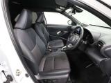 ゆったり室内で運転もしやすいです♪使い勝手の良い配置も考えられています!!