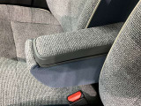 全車種、走行距離無制限の1年間無料保証付き!全国5000ヶ所に及ぶトヨタサービス店舗の安心ネットワーク!※3年先まで延長可能なロングラン保証&alpha;もご用意してます(有料)。