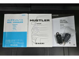 キーを取り出さずにドアを施錠&解錠。クルマの始動も可能です。