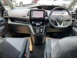 ◆◆◆運転席まわりはこのように機能的にまとまっています。足元が広くて、開放的ですよ!ぜひお座りください。