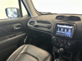 ◆LIBERALAは、輸入車選びの新たなスタイルを提案するインポート・セレクト・ブランドです。オーナー様となる方がクルマから直接感じる感性を第一にした、最良の一台との出会いをコーディネートいたします。
