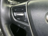 ステアリングスイッチ装備!運転しながら手元でオーディオの操作などができます。