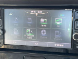 走る楽しさを加速する、ナビゲーションです。DVD・CD再生やラジオはもちろん、USBオーディオ接続、Bluetoothも対応しております。