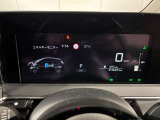 見やすいメーター周り!!カラーディスプレイには運転をサポートするさまざまな情報が表示されます(^^♪