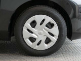 R7年式夏タイヤ185/65R15ファルケン製です。