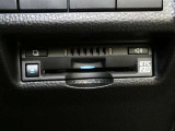 高速道路を賢く使うETC2.0装備です。高速道路とクルマが情報を連携して渋滞の迂回ルートや災害時の適切な誘導をしてくれたりします。