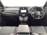 いつでも気持ちよく運転できて、使い勝手のいい収納や体をケアするシート、細部にまでこだわったインテリア♪