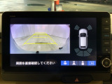 リアカメラ付で、後方をナビ画面で確認。車庫入れも安心です。もちろん、バックギアと連動しています。