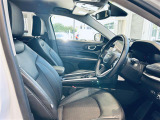 ◆LIBERALAは、輸入車選びの新たなスタイルを提案するインポート・セレクト・ブランドです。オーナー様となる方がクルマから直接感じる感性を第一にした、最良の一台との出会いをコーディネートいたします。