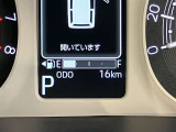 走行距離はメーターの接写写真を掲載しておりますので、ご確認ください。