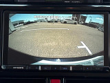 【 バックカメラ 】駐車が苦手な方でも映像で後方の安全確認もしっかり♪見えない死角の部分や距離感などモニター確認することが可能です!//