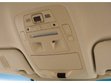 使いやすさや安全性を追求したステアリング周り!高級車ゆえにスイッチ類が多いのも特徴ですね!考え尽くされた配置ですぐに使いこなす事が出来ますのでご安心下さい!是非、体感してみて下さい!!